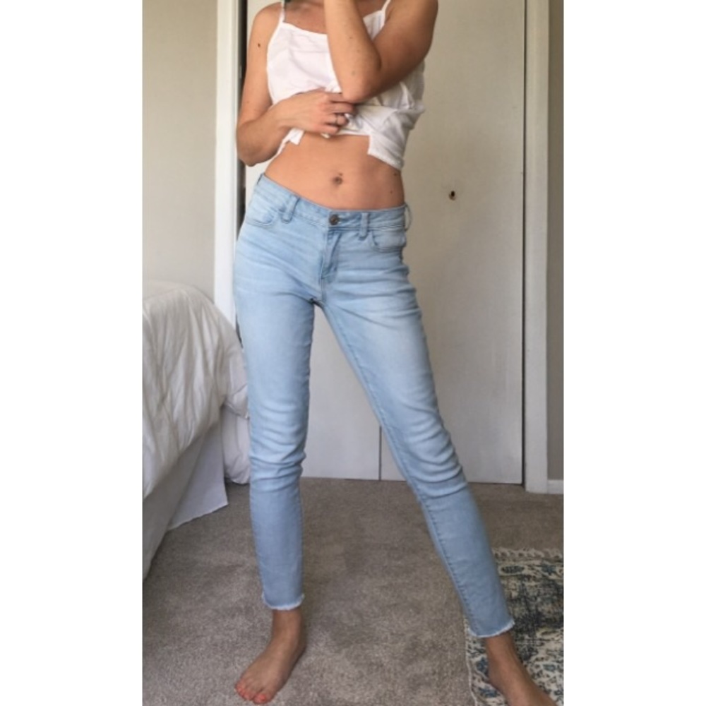 American eagle light wash crops